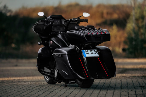 Billow set of stretched rear fender and saddlebags for Harley Davidson Touring 2014 up