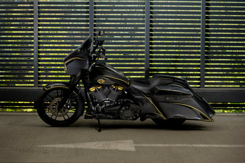 "Black Series" Clutch Cover for Harley Davidson Touring 2017 up Transparent