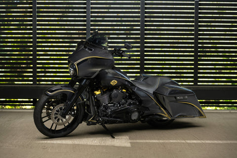 Black Series Windshield Trim for Harley Davidson FLH 2014-2023