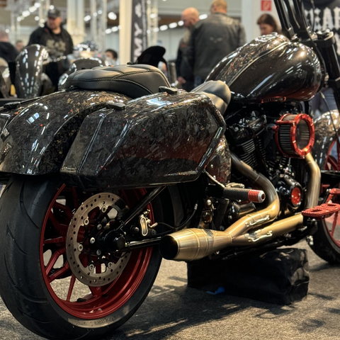 Inception Series Forged Carbon Fiber Saddlebags for HD Dyna 06 - 17 and Softail 18 up