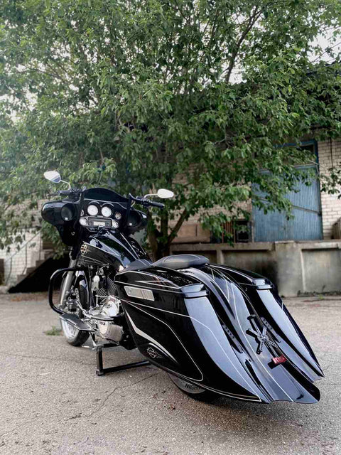 Billow set of stretched rear fender and saddlebags for Harley Davidson Touring 2014 up