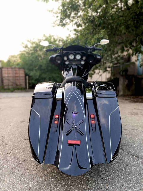 Billow set of stretched rear fender and saddlebags for Harley Davidson Touring 2014 up