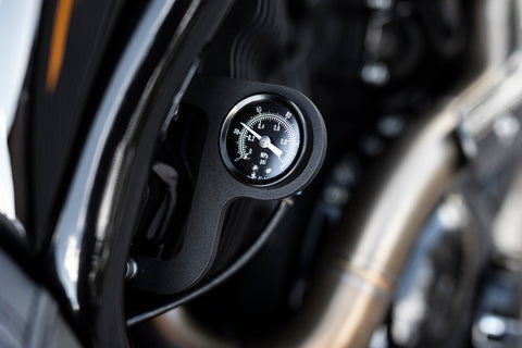 V-Rod Rocker Box Mounted BLACK Air Ride Pressure Gauge Kit